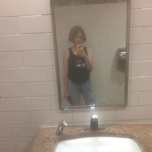 Meet your Posher, Genevieve